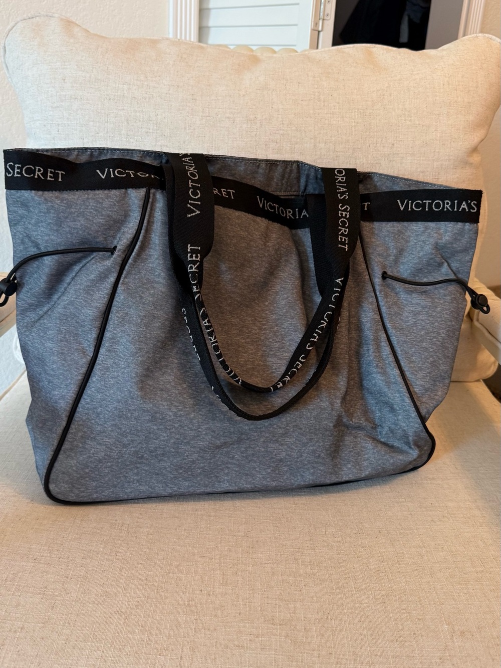 Victoria's Secret Tote Travel
Bag Gray Black Soft